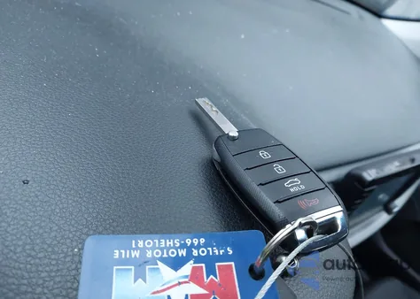 2019 Kia Rio S z USA, uszkodzony, nr VIN 3KPA24ABXKE249759